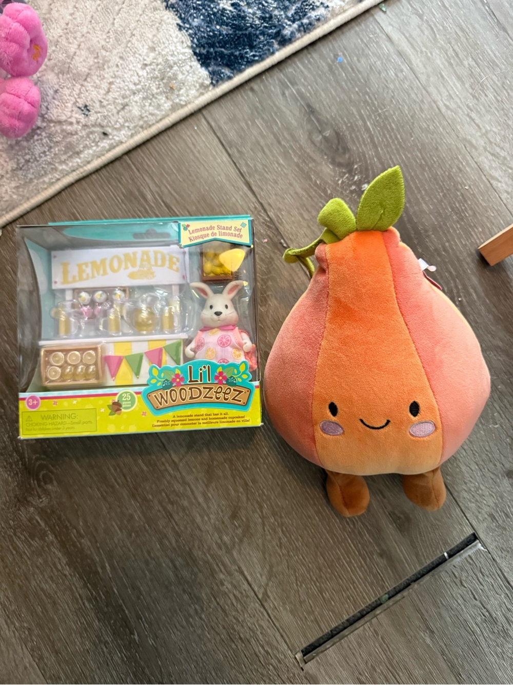 lip woodeez rabbit and lemonade stand